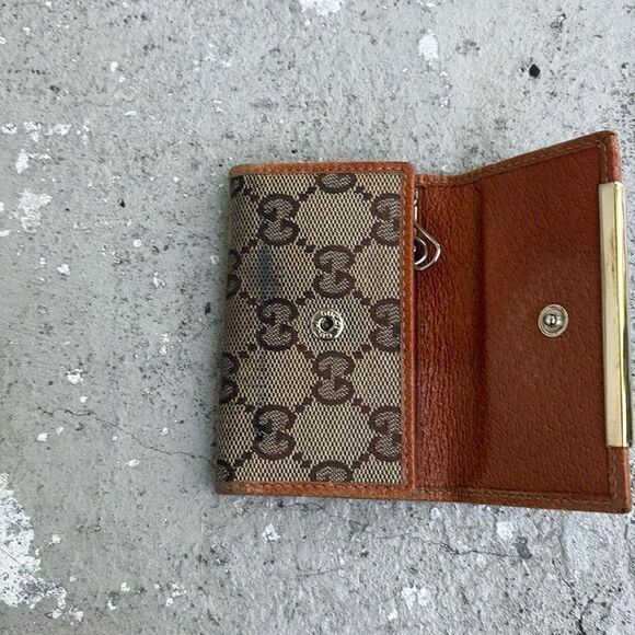 Vintage Gucci key holder - Picture 5 of 11